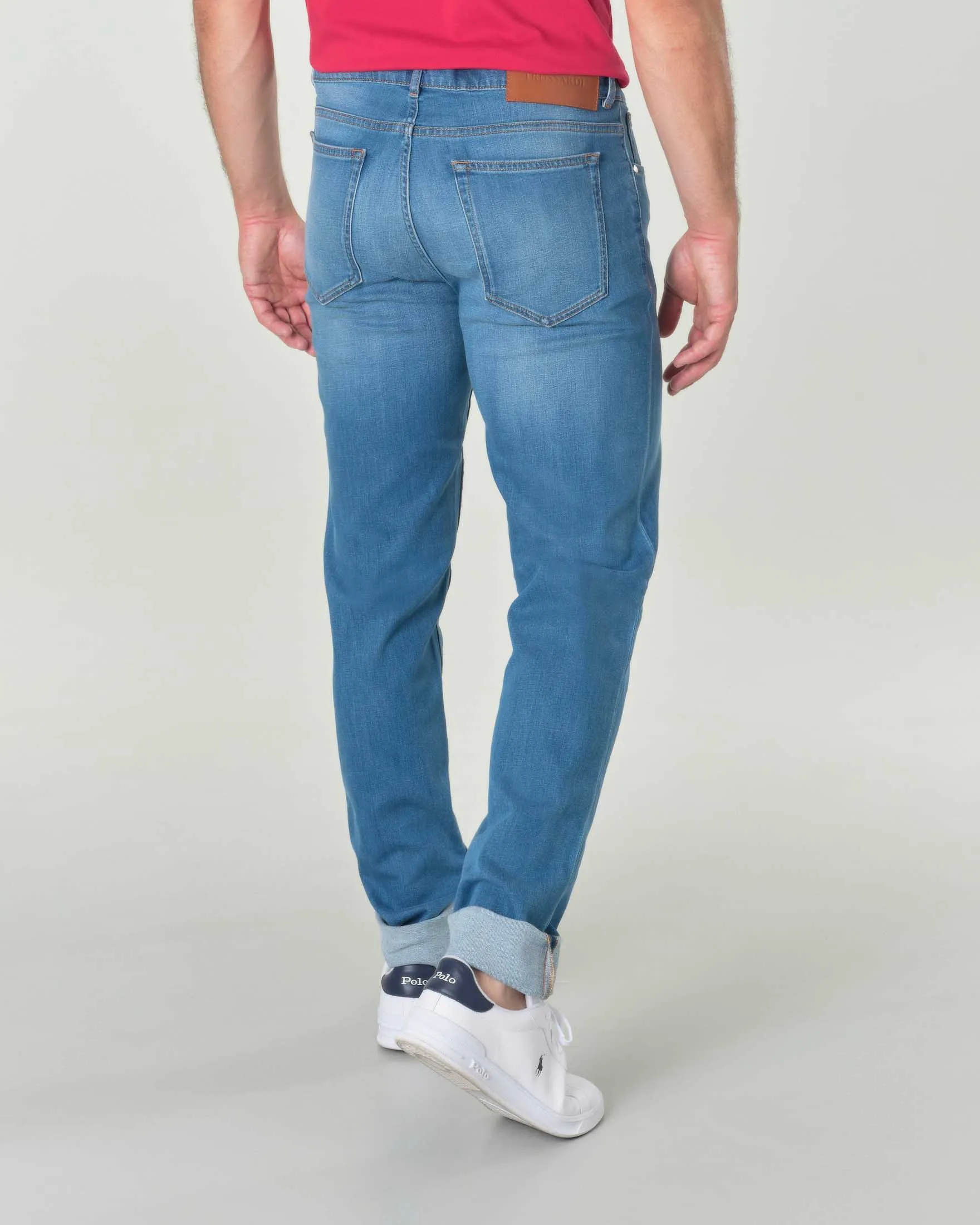 Jeans 370 slim in cotone stretch lavaggio chiaro con sabbiature