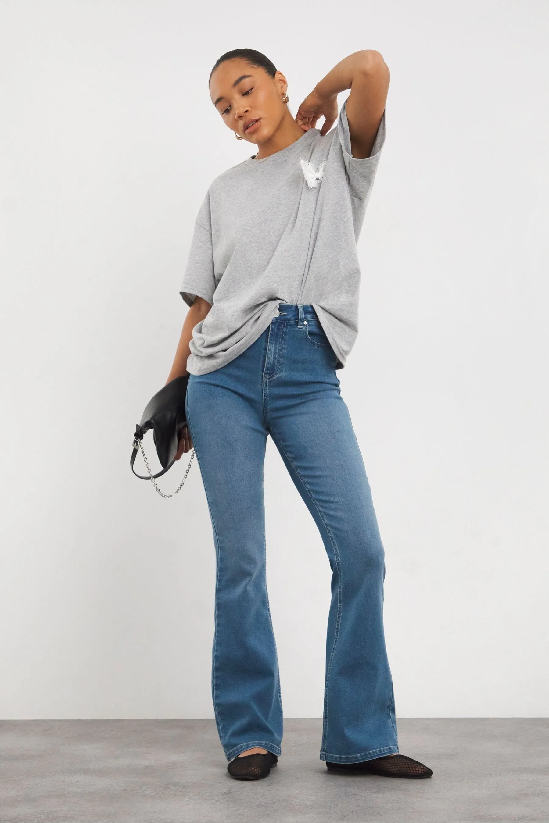 Simply Be Kim - Jeans svasata elasticizzata a vita alta